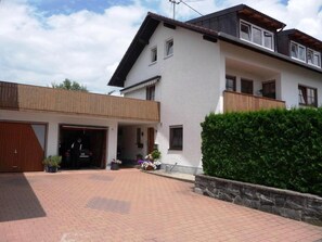 Apartment | Bahagian luar