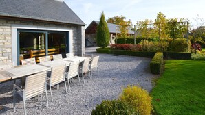 Balcony - Bright Cottage with Sauna & Hot Tub near Dinant (Onhaye)