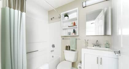 InTown Suites Extended Stay Atlanta GA - Lilburn