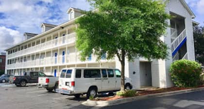 InTown Suites Extended Stay North Charleston SC – Rivers Ave