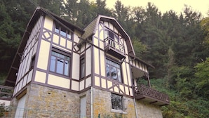 Exterior - Cozy Holiday Home in Durbuy near Town Center (Durbuy)