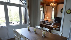 Dining - Cozy Holiday Home in Durbuy near Town Center (Durbuy)