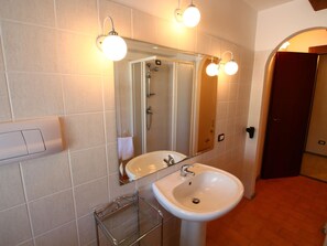 Maison | Salle de bain | Serviettes fournies