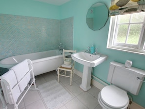 Ferienhaus | Badezimmer | Dusche, Handtücher