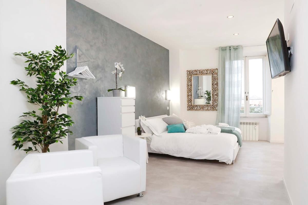 Suite monolocale panoramica, idromassaggio | Insonorizzazione, Wi-Fi gratuito, lenzuola