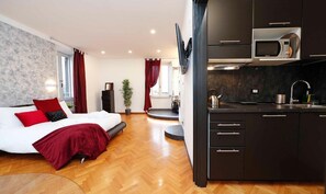 Studio Suite (Trastevere) | Private kitchenette | Fridge, microwave - Trastevere Suite (Rome)