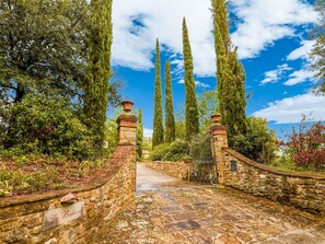 Villa | Exterior