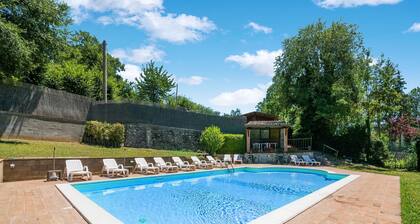 Holiday Home in Sellano With Pool & Sun Terrace