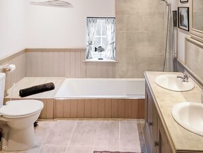 Uklassifisert bilde, 5 av 12, knapp