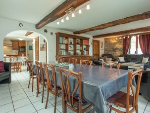 House | Dining - Cozy Family Home in Humain (Marche-en-Famenne)
