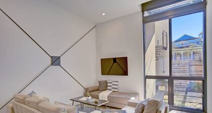 Modern Marvel 2 blocks from French Quarter & Frenchmen
