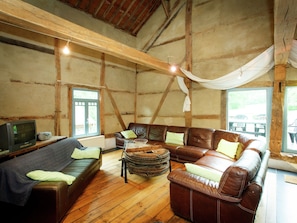 Cottage | Living room - Forest Escape, Luxembourg (Manhay)