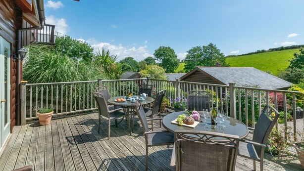 Exterior - Spacious Holiday Home in Little Petherick (Wadebridge)