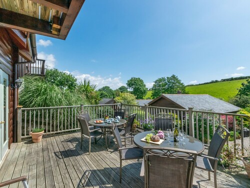 Spacious Holiday Home in Little Petherick