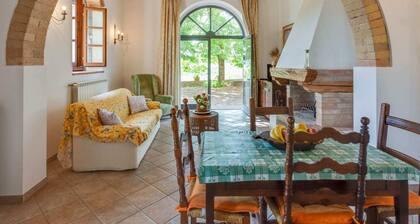 Apartment With Pool in Barberino Val D'elsa