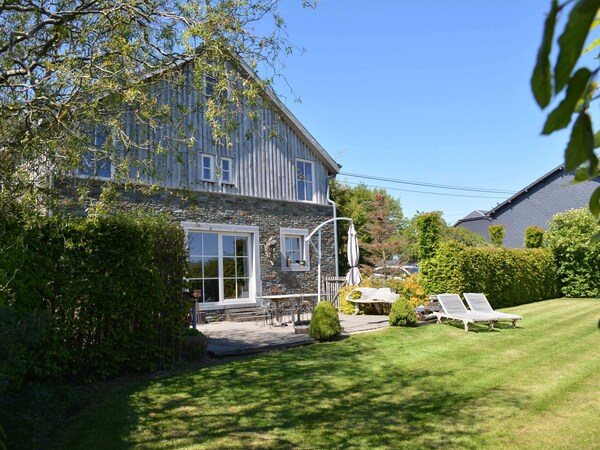 Forest Cottage, Jehonville - Bélgica