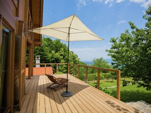 House | Balcony