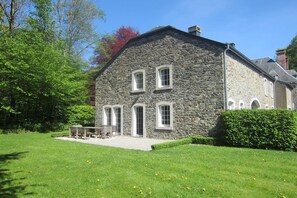 Cottage | Garden - Spacious Family Villa, Offagne (Paliseul)