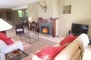 Cottage | Living room - Spacious Family Villa, Offagne (Paliseul)