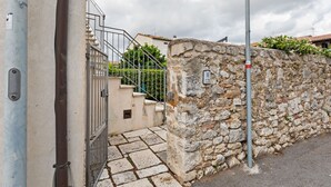 Unclassified image, 5 of 35, button - Appealing Holiday Home in Saturnia With Garden (Manciano)