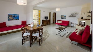 Unclassified image, 5 of 26, button - Beautiful Detached Villa With Private Pool Surrounded by Hills and Nature (Castellammare del Golfo)