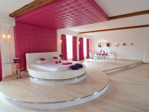 Apartment | 1 bedroom, internet, bed sheets