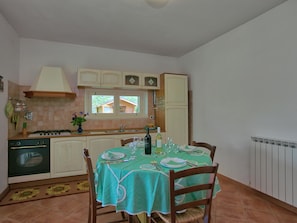 House | Private kitchen