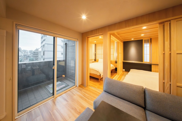 Standard Family Room (501)