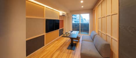 Familien-Studiosuite (Standard, 501)