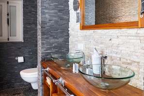 Hus (2 Bedrooms) | Badrum