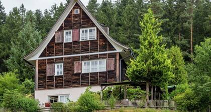 Tranquil Holiday Home in Reinerzau With Terrace and Garden