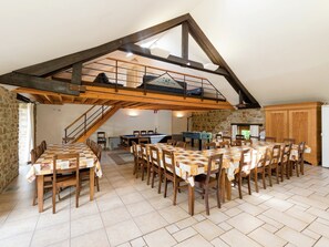 Cottage | Dining - Cottage in Ferrieres With Sauna & Garden (Ferrieres)