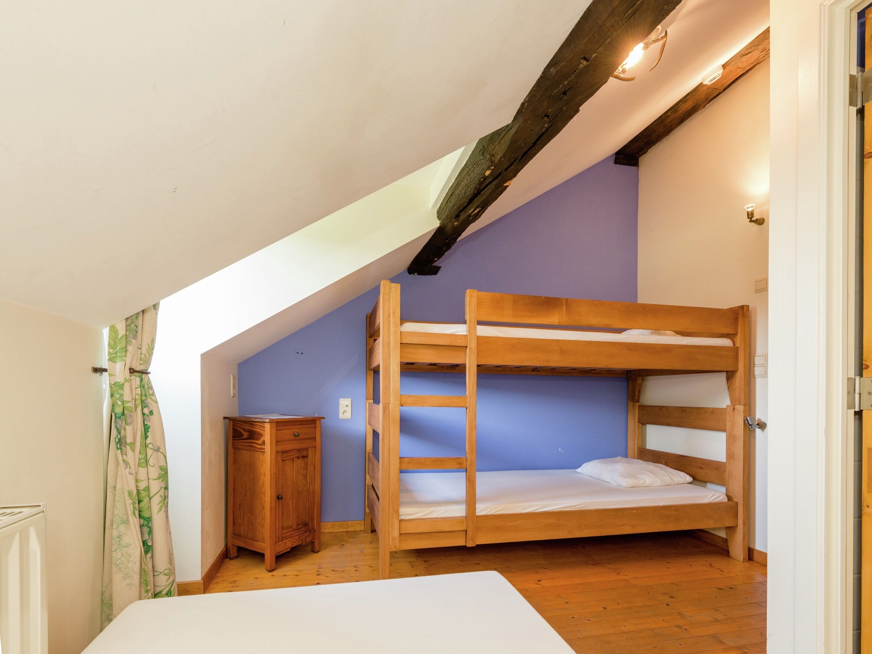 Cottage | 12 bedrooms, individually furnished