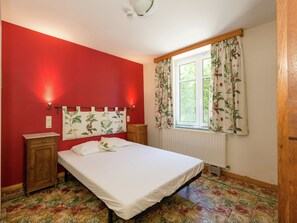 Cottage - Cottage in Ferrieres With Sauna & Garden (Ferrieres)