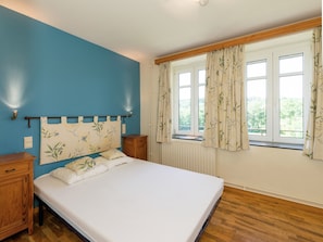 12 bedrooms, individually furnished