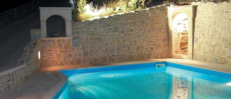 別墅 | 泳池 | 室內泳池、室外泳池