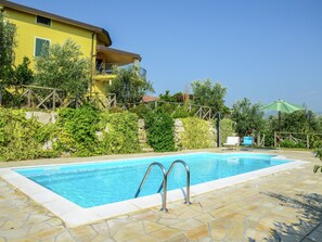 Exterior - Apartment With Lovely Pool (Torrecuso)