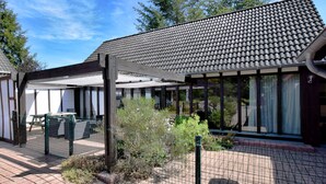 Exterior - Modern Holiday Home in Bütgenbach Near Forest (Buetgenbach)