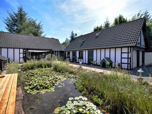 Exterior - Modern Holiday Home in Bütgenbach Near Forest (Buetgenbach)