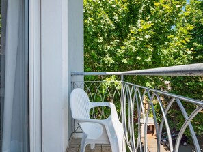 Apartment | Balcony - Belvilla by OYO Riviera Bilo (Rimini)