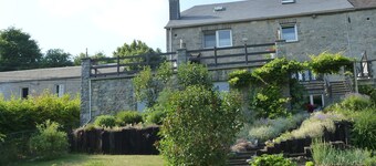 Splendid Cottage in Thynes with Hot Tub
