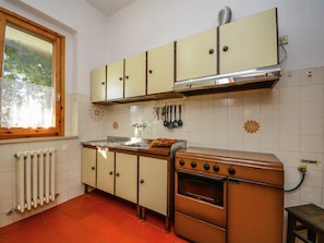 House | Private kitchen