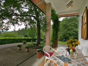 House | Dining - Cozy Countryside Haven (Magione)