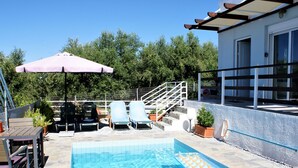 Exterior - Holiday Home With Pool and Beautiful Views Coastline Rethymno, Sfakaki, NW Coast (Rethymno)