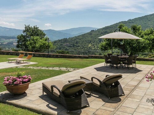Scenic Stay in Poppi With Pool