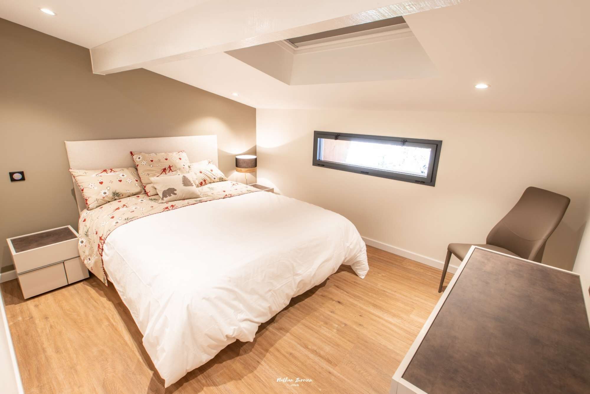 3 chambres, fer et planche à repasser, Wi-Fi gratuit, draps fournis