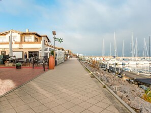 الإطلالة من المنشأة