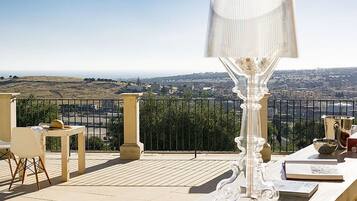 Rumah | Pemandangan dari properti