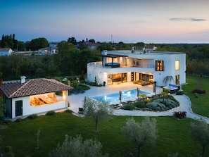 Exterior - Modern Constructed Villa With Gym, Pool & Whirlpool in Jurici (Svetvincenat)