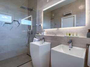 Bathroom - Modern Constructed Villa With Gym, Pool & Whirlpool in Jurici (Svetvincenat)